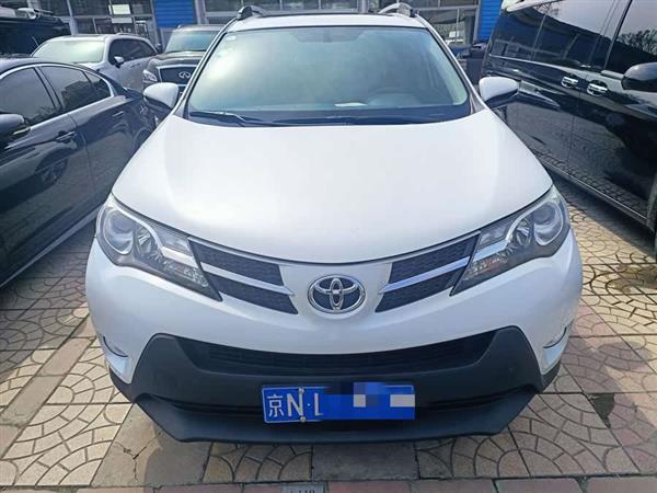 RAV4荣放 2015款 2.0L CVT两驱风尚版