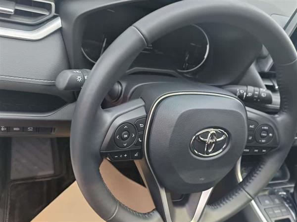 RAV4荣放 2022款 2.0L CVT两驱风尚版