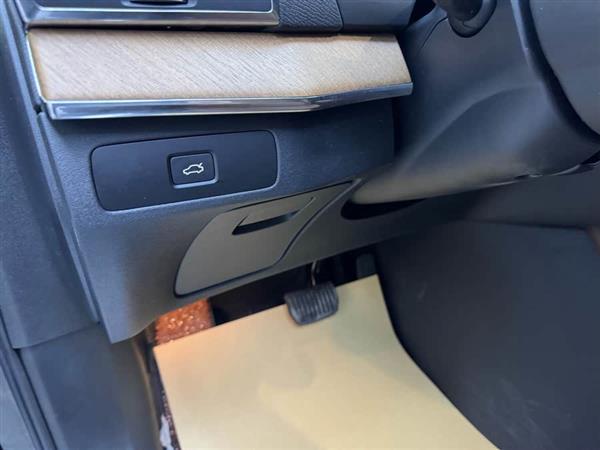 沃尔沃XC90 2024款 B5 智行豪华版 5座