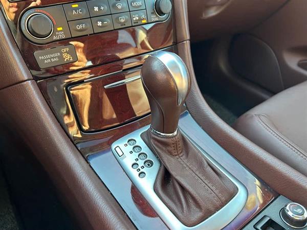 英菲尼迪QX50(进口) 2013款 2.5L 两驱尊雅版