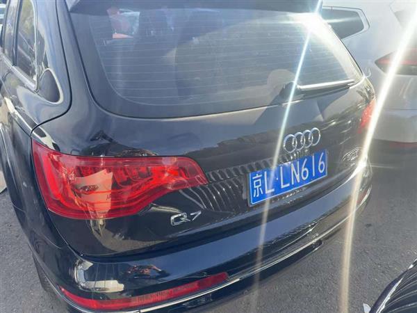 奥迪Q7 2012款 3.0 TFSI 专享型(200kW)