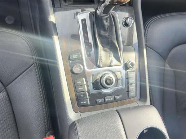 奥迪Q7 2012款 3.0 TFSI 专享型(200kW)