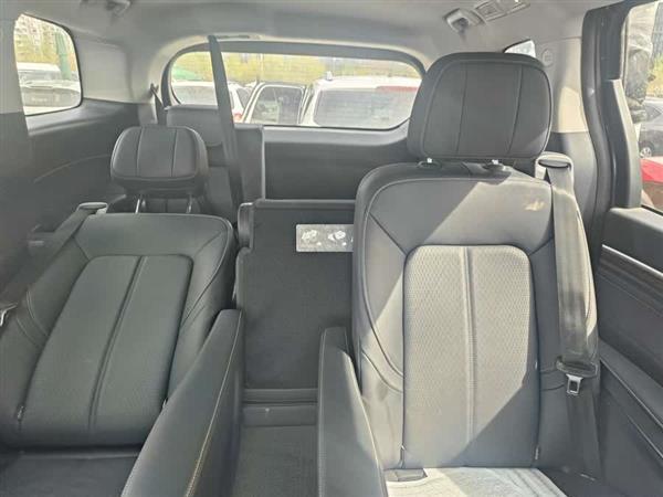 传祺M8 2021款 领秀系列 390T 豪华版