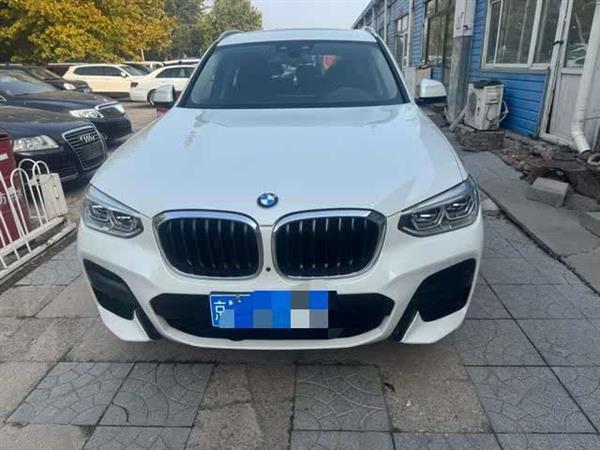 宝马X3 2022款 xDrive30i 领先型 M曜夜套装
