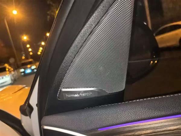 宝马X3 2022款 xDrive30i 领先型 M曜夜套装