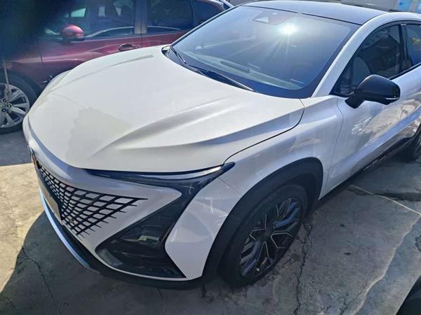 长安UNI-T 2022款 1.5T 尊贵型