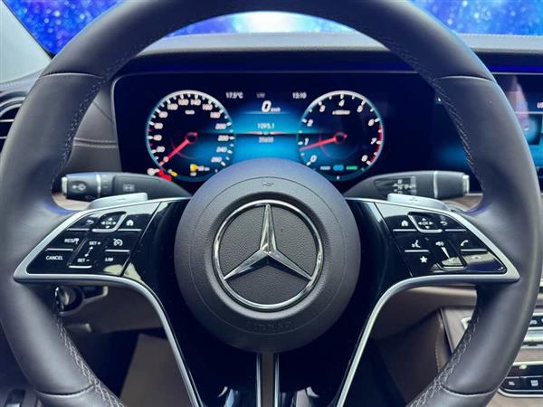 奔驰E级 2021款 E 260 L