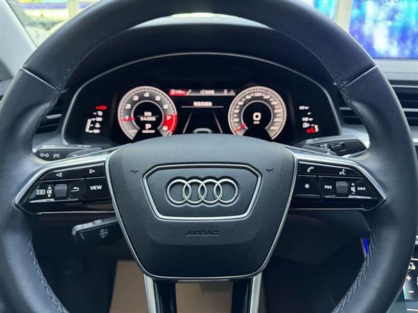 奥迪A7 2021款 45 TFSI 专享型