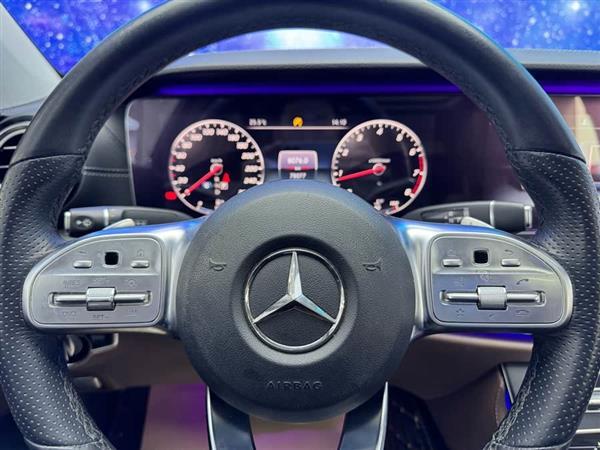 奔驰E级 2019款 改款 E 300 L 运动时尚型