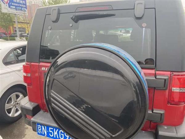 北京越野BJ40 2016款 40L 2.3T 自动四驱尊享版