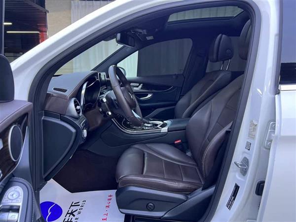 奔驰GLC 2019款 改款 GLC 260 L 4MATIC 豪华型