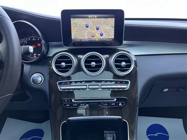 奔驰GLC 2019款 改款 GLC 260 L 4MATIC 豪华型