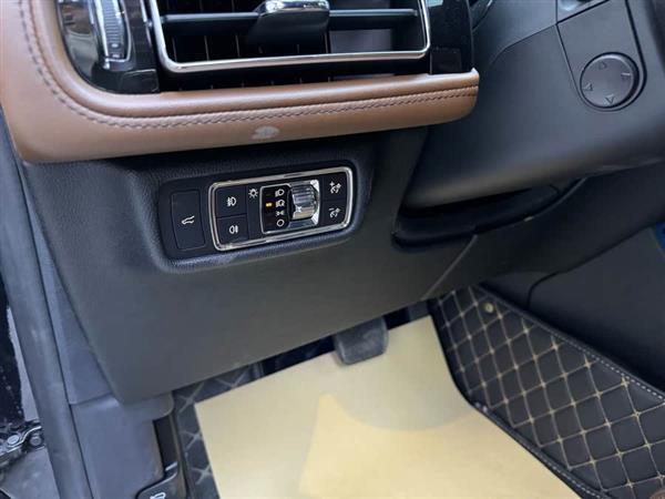 飞行家 2020款 3.0T V6 四驱尊雅版