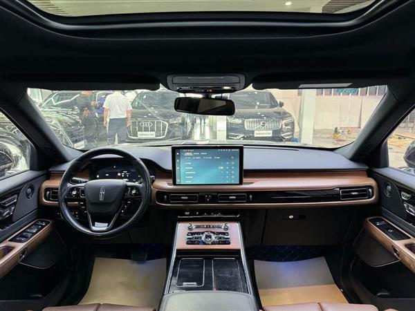 飞行家 2020款 3.0T V6 四驱尊雅版