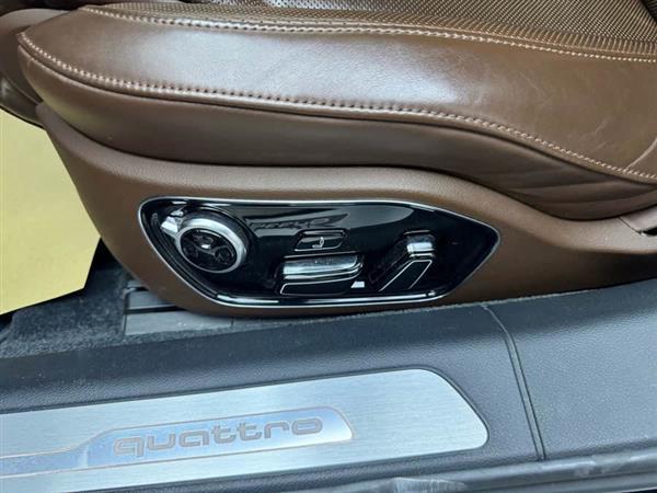 奥迪A8 2017款 A8L 60 TFSI quattro豪华型