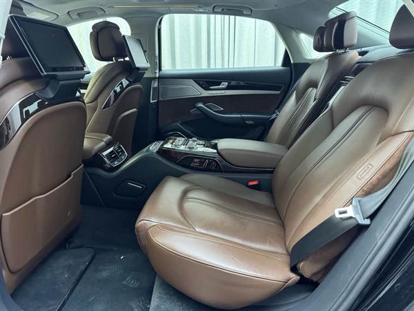 奥迪A8 2017款 A8L 60 TFSI quattro豪华型