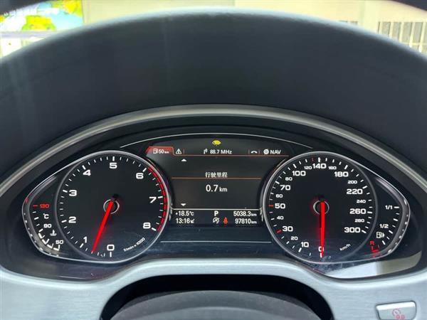 奥迪A8 2017款 A8L 60 TFSI quattro豪华型