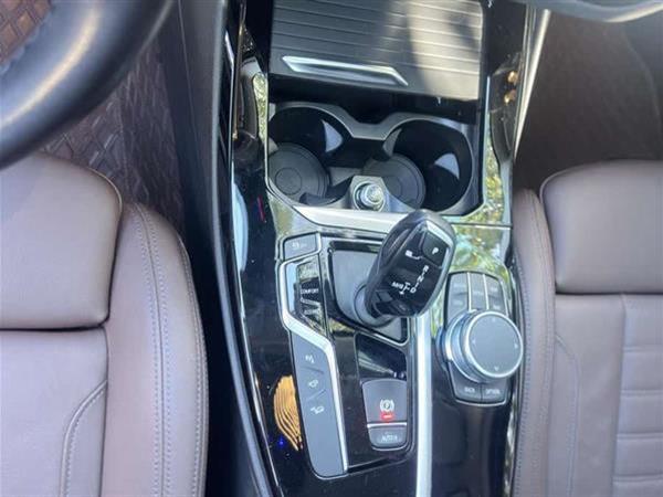 宝马X3 2021款 改款 xDrive28i 豪华套装