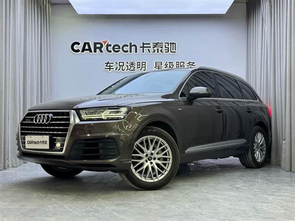 奥迪Q7 2016款 45 TFSI S line运动型