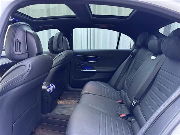 奔驰C级 2024款 C 260 L 运动版