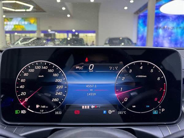 奔驰C级 2024款 C 260 L 运动版