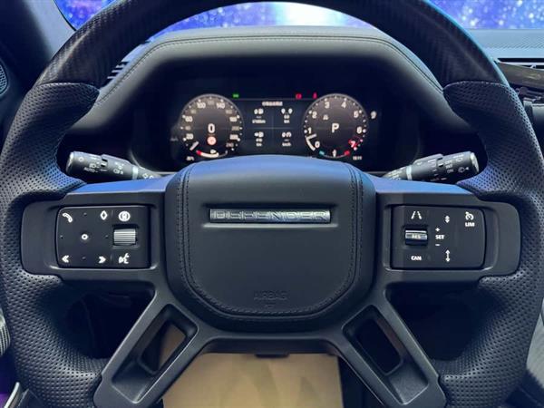 路虎卫士 2024款 110 3.0T P400 X-DYNAMIC HSE