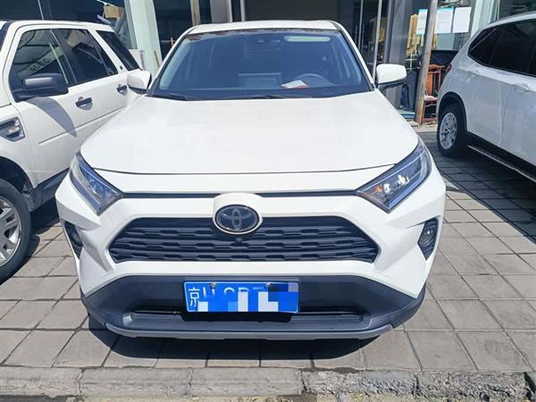 RAV4荣放 2021款 2.0L CVT两驱风尚PLUS版