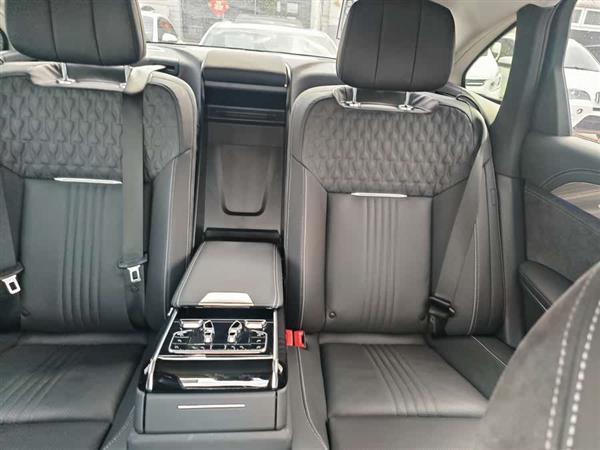 红旗H9 2020款 2.0T 智联旗畅版