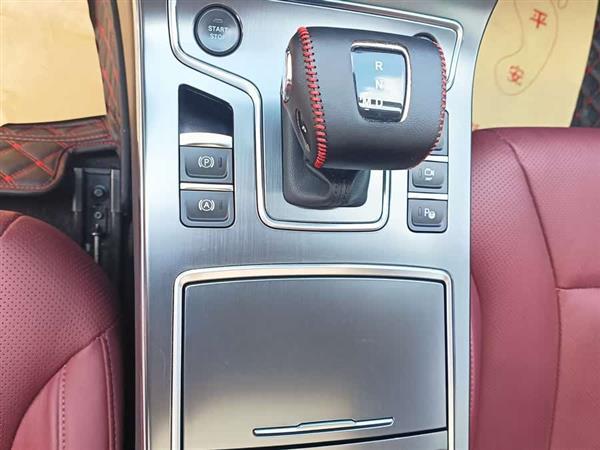 红旗H5 2020款 1.8T 自动智联旗领版