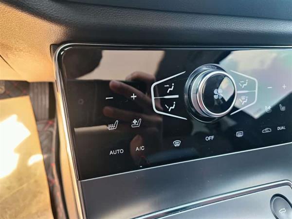 红旗H5 2020款 1.8T 自动智联旗领版