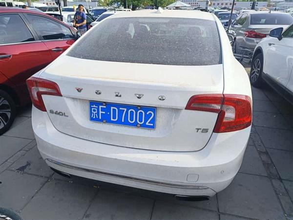 沃尔沃S60 2015款 S60L T5 智驭版