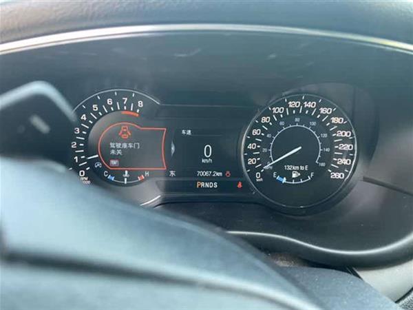 林肯MKC 2019款 2.0T 两驱尊享版 国V