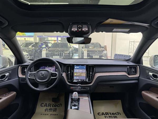 沃尔沃XC60 2024款 B5 四驱智远豪华版