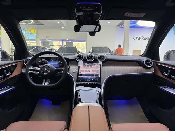 奔驰GLC 2024款 GLC 300 L 4MATIC 动感型 5座