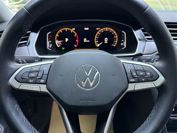 迈腾 2020款 330TSI DSG 豪华型