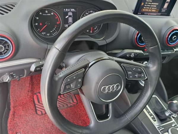 奥迪A3 2019款 Sportback 40 TFSI 风尚型 国V