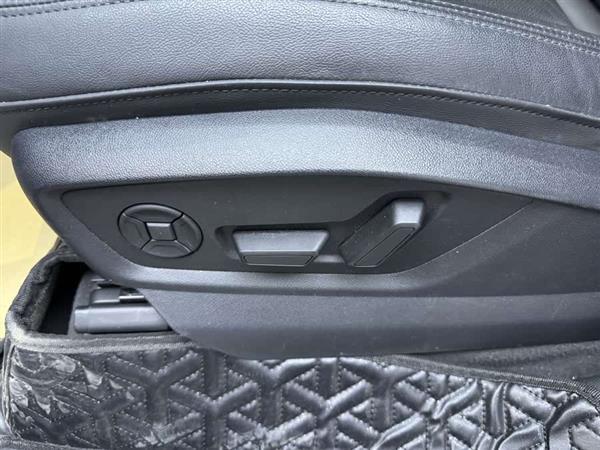 奥迪Q7 2021款 55 TFSI quattro S line运动型