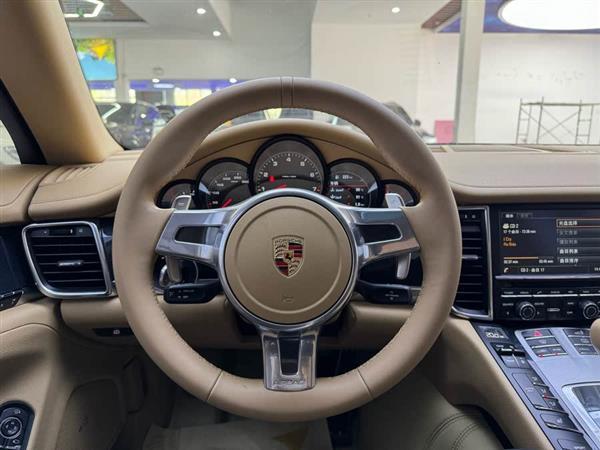 Panamera 2014款 Panamera 4 3.0T