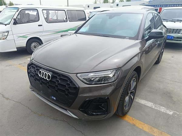 奥迪Q5L 2023款 40T 豪华动感型