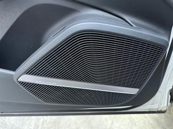 奥迪Q5L 2022款 45T 豪华动感型