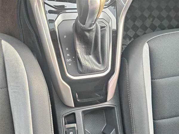 T-ROC探歌 2020款 230TSI DSG两驱进取型
