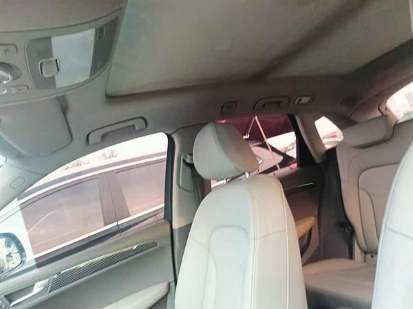 奥迪Q5 2012款 2.0TFSI 技术型