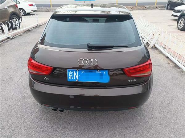奥迪A1 2012款 1.4 TFSI Ego