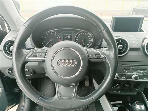 奥迪A1 2012款 1.4 TFSI Ego