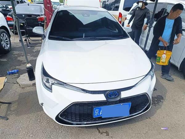 雷凌 2023款 智能电混双擎 1.8L 豪华版