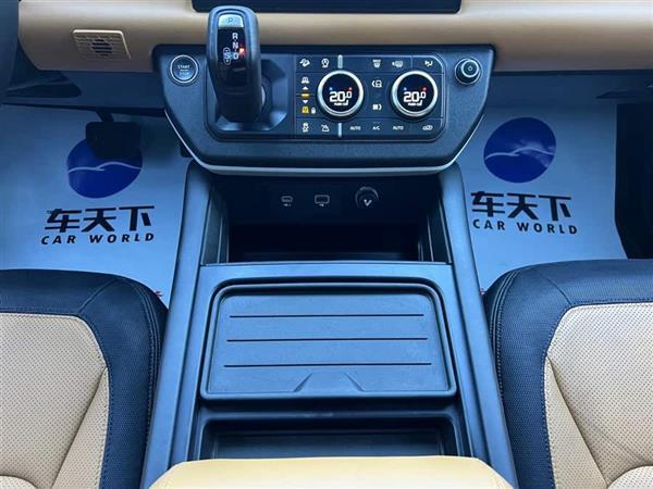 路虎卫士 2024款 110 3.0T P400 X-DYNAMIC HSE