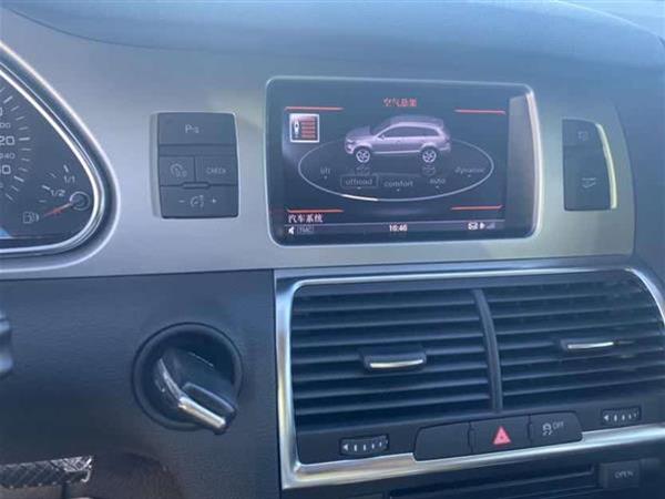 奥迪Q7 2012款 3.0 TFSI 舒适型(200kW)