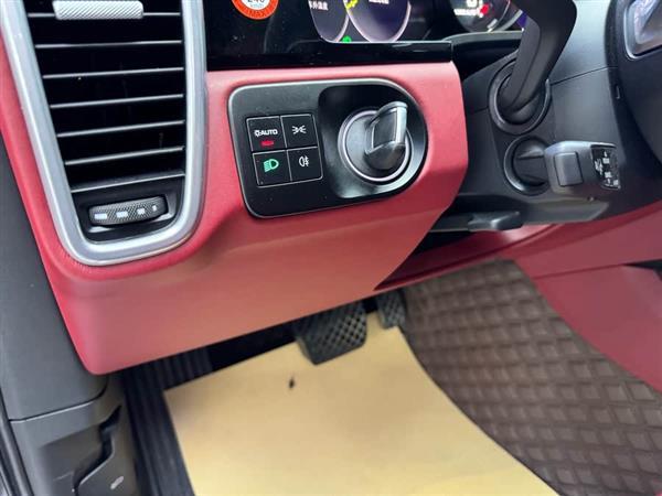 Cayenne新能源 2021款 Cayenne E-Hybrid 2.0T