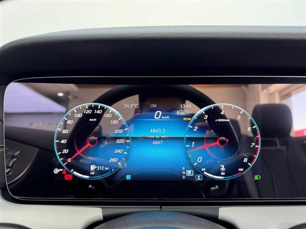 奔驰E级(进口) 2023款 改款 E 260 敞篷轿跑车