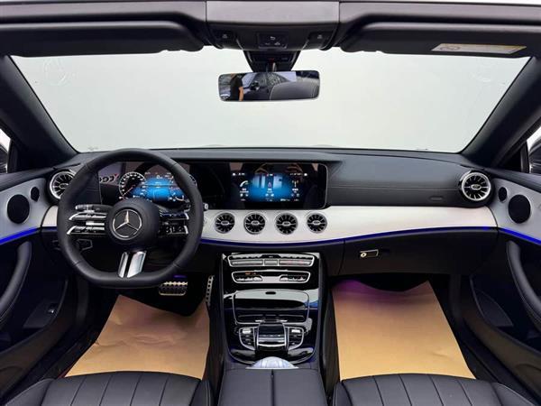 奔驰E级(进口) 2023款 改款 E 260 敞篷轿跑车